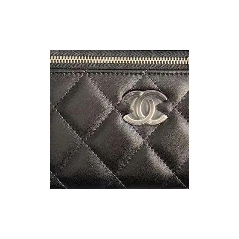 CHANEL Lacquered Finish Metal Lambskin Clutch, Shoulder Bag, Crossbody Bag Women's Black-3