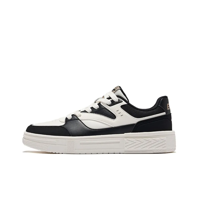 Erke Wear resistant And Lightweight Low Top Skateboard Shoes Men's White Black-0