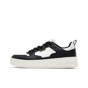 361° Anti Slip Wear Resistant Low Top Skateboard Shoes Women's White Black