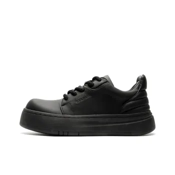 Chi Wolf Low Top Skateboard Shoes Men's