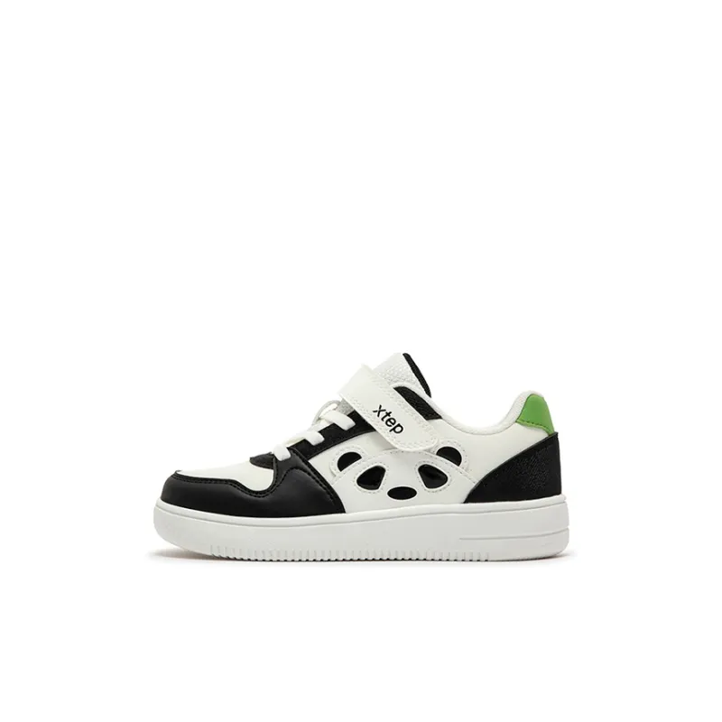XTEP Non slip Support Low Top Kids' Skateboarding Shoes Sail White Black Kids'-0