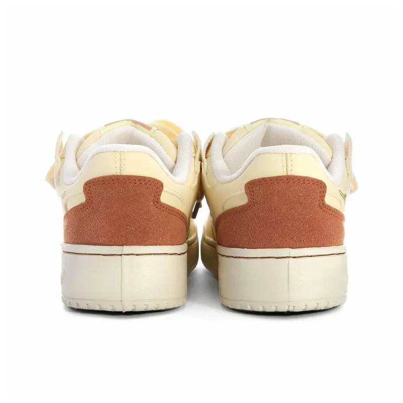 Anime Story Low Top Skateboard Shoes Women's Cream Yellow-4