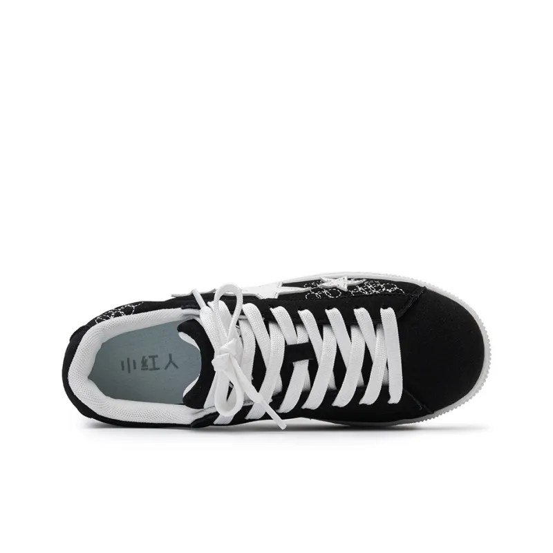 Little Red Man Slip Resistant Cushioning Low Top Skateboard Shoes Unisex Black White-3