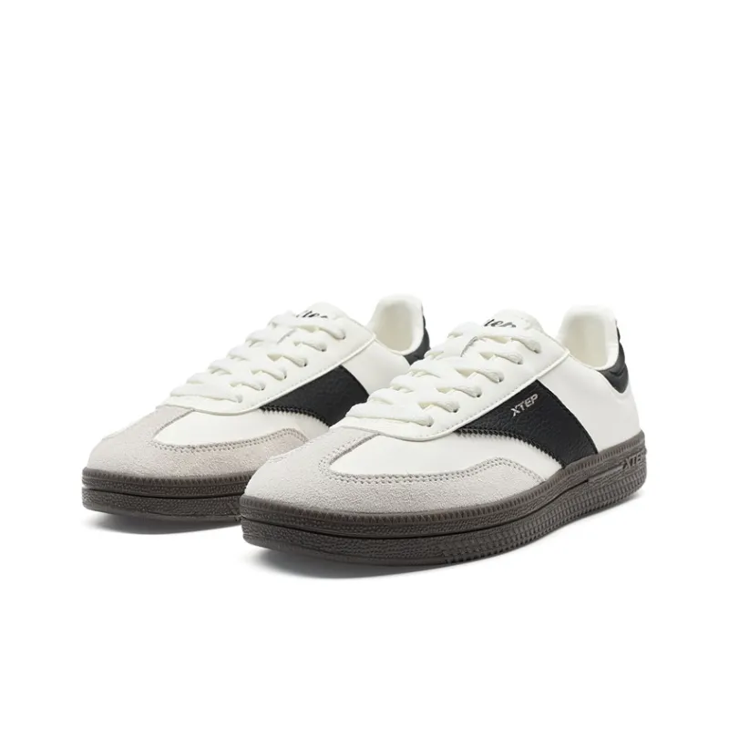 XTEP T Trainers Anti Slip Wear Resistant Low Top Skateboard Shoes Women's White Black Gray-3