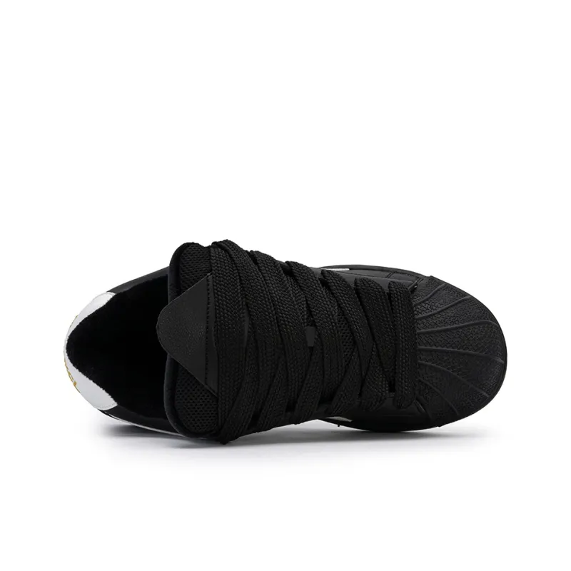 Little Red Man Coverage Warm Low Top Skateboard Shoes Women's Black-4