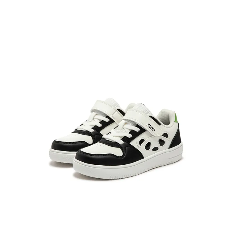 XTEP Non slip Support Low Top Kids' Skateboarding Shoes Sail White Black Kids'-1