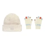 White Hat+Beige Glove