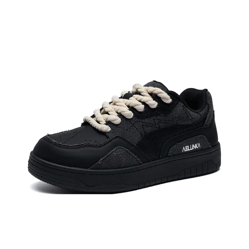 ΛOLUNKΛ Wrapping, Wear Resistant And Non Slip Low Top Skateboard Shoes Unisex Black White-1