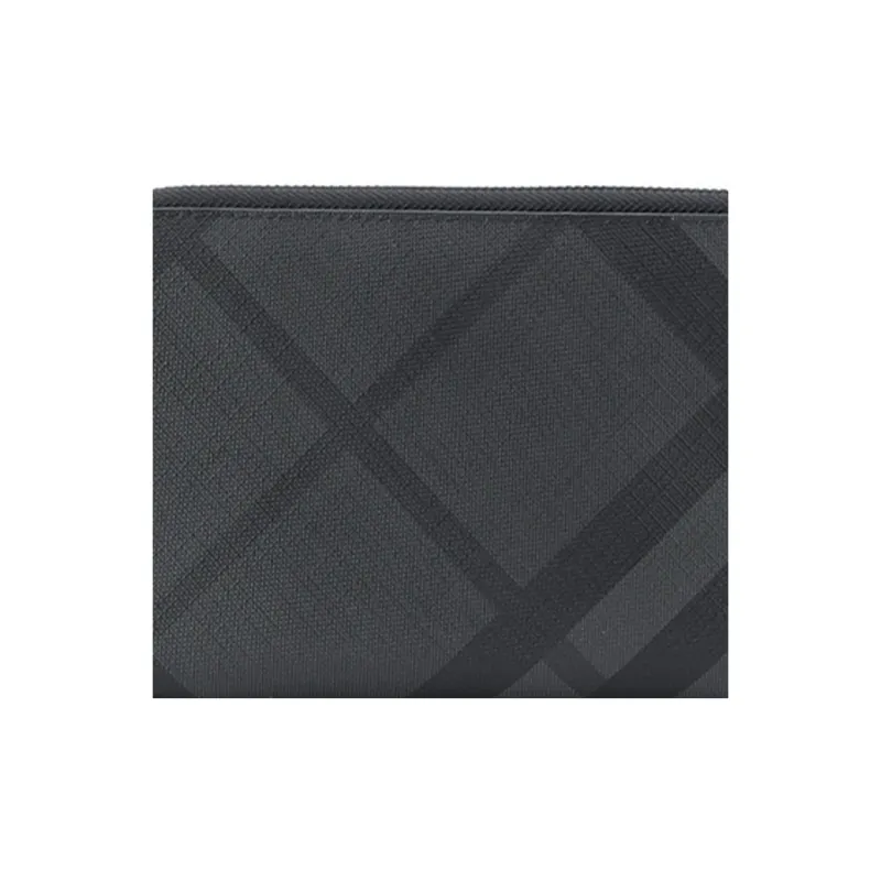 Burberry Travel Wallet London Check Black-3