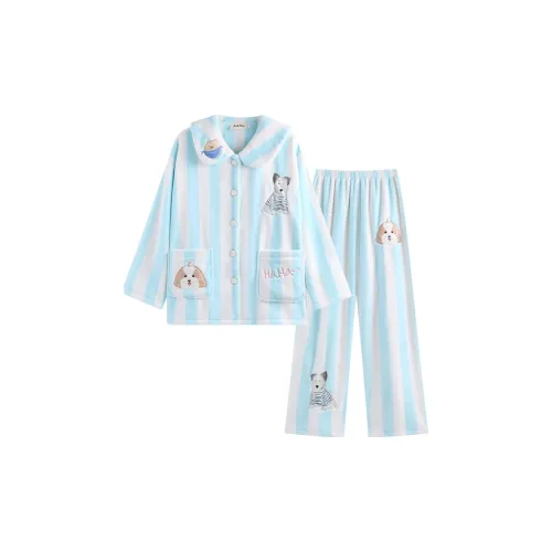 Wabi Town Pajama Set Women's Image Color