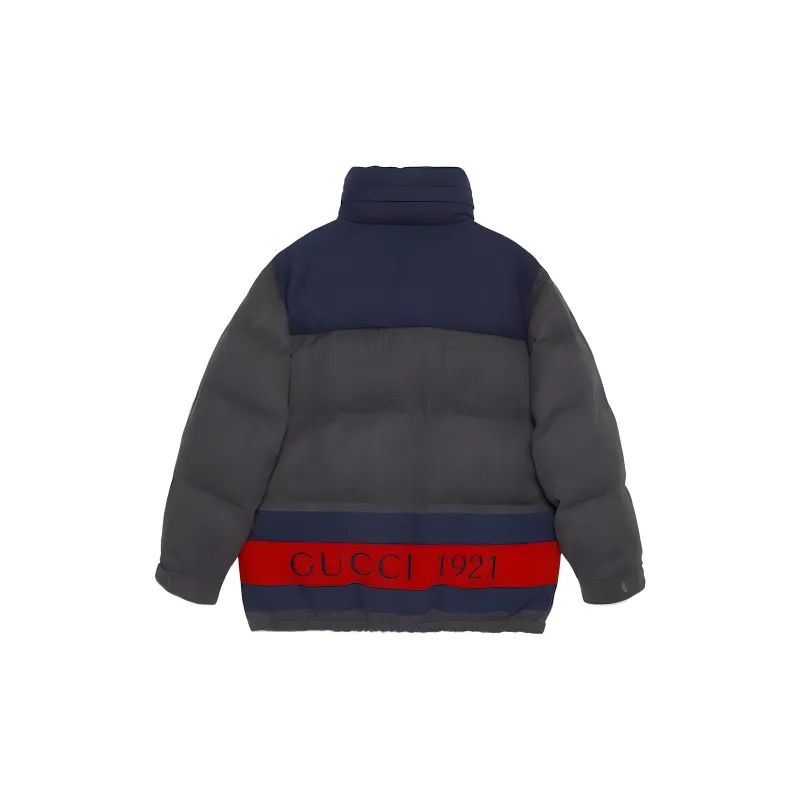 GUCCI Logo Patch Zip Up Puffer Jacket-1