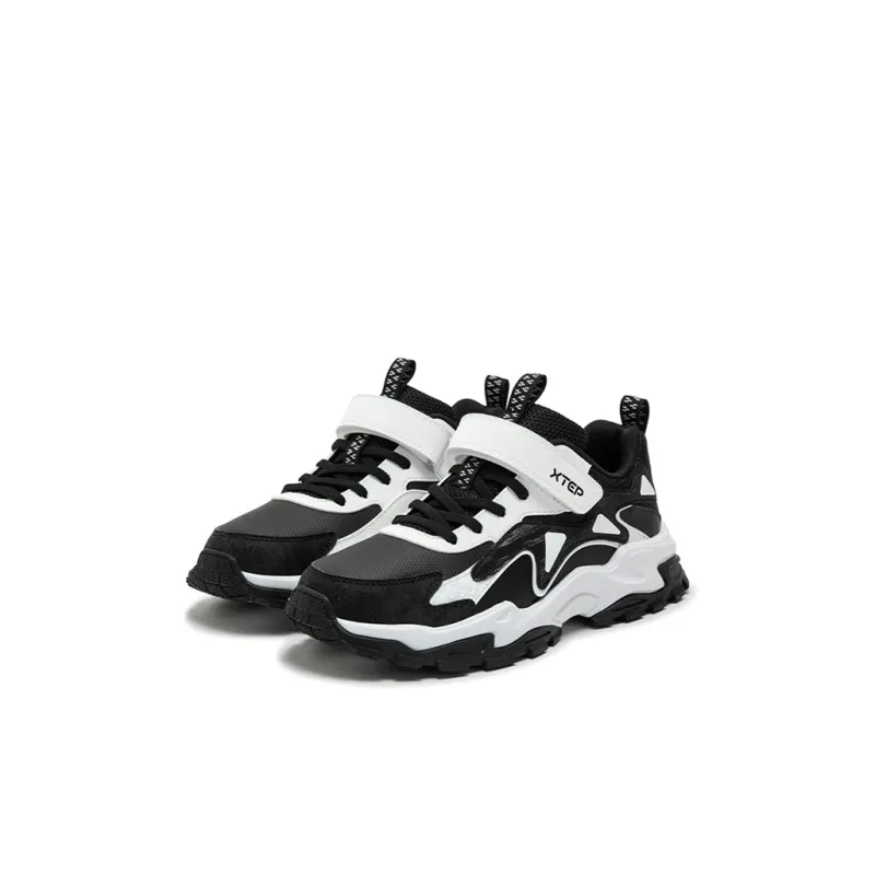 XTEP Non slip Support Low Top Kids Lifestyle Shoes Black Tejidos Blanco Kids'-1