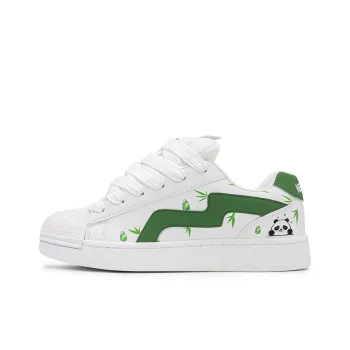 Little Red Man Wear resistant And Lightweight Low Top Skateboard Shoes Unisex White Green