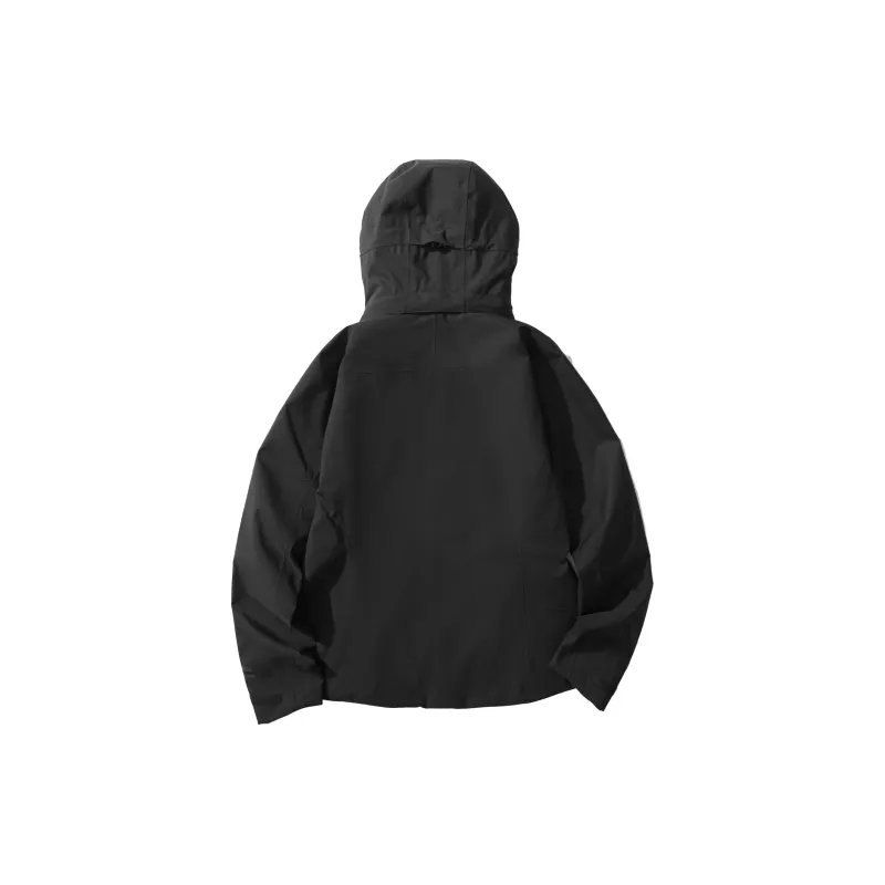 Jack Wolfskin KAMMWEG Water Resistant Windproof And Water Repellent Windbreaker Jacket Women's-1