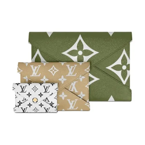 LOUIS VUITTON Pochette Kirigami Monogram Giant Large Khaki Green