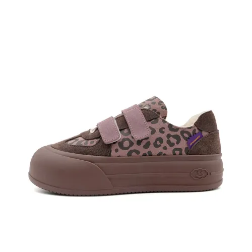 Joy&Mario Slip Resistant Low Top Skateboard Shoes Women's