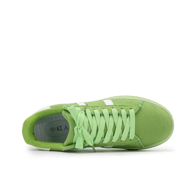 Little Red Man Low-Top Skateboard Shoes Unisex-10