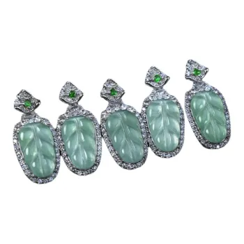 HAIZHIDONGJIANBAO Ice Glutinous Jadeite Pendants Women's