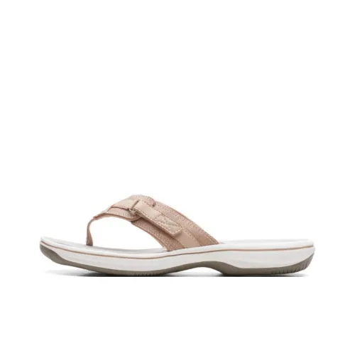 Clarks Abrasion-Resistant Flip Flops Women's Taupe