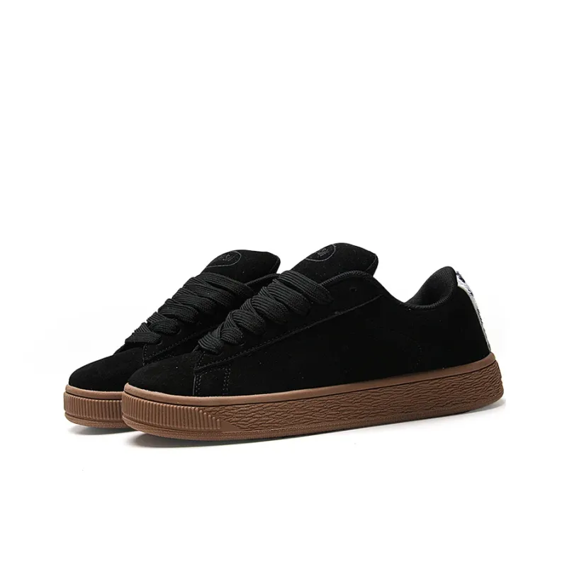 STUR YSN Wear resistant And Lightweight Low Top Skateboard Shoes Unisex Black Panther Print-1