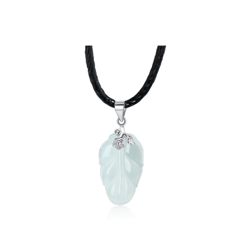 As Fury Bean Type Jadeite Necklaces Unisex-5