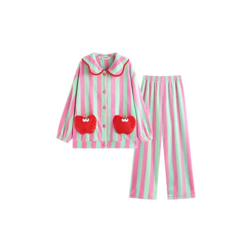 Wabi Town Pajama Set Women's Image Color