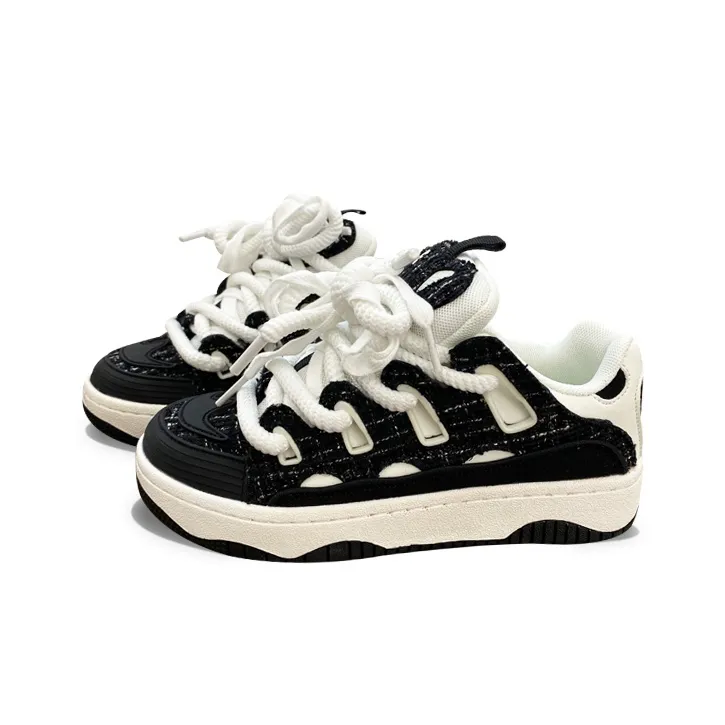 XLAIII Coverage Anti Slip And Wear Resistant Low Top Skateboard Shoes Unisex Black White-1