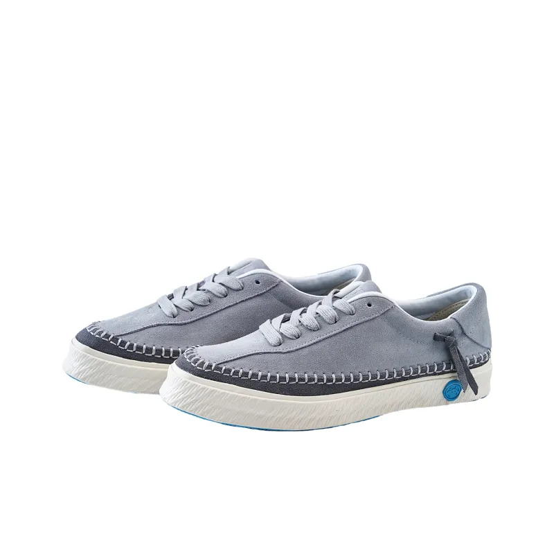 IT'S WEIRD Coverage Cushioning Wear Resistant Low Top Skateboard Shoes Unisex Gray-3
