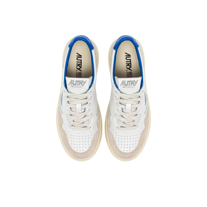 AUTRY BASKETS MEDALIST Slip Resistant Low Top Skateboard Shoes Men's White-3