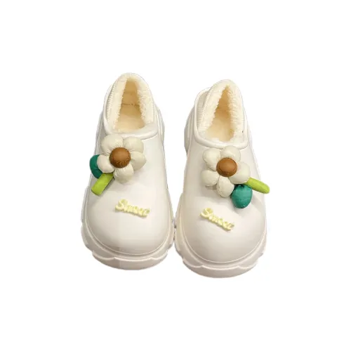 MOREMERRY Slippers / Home Slippers
