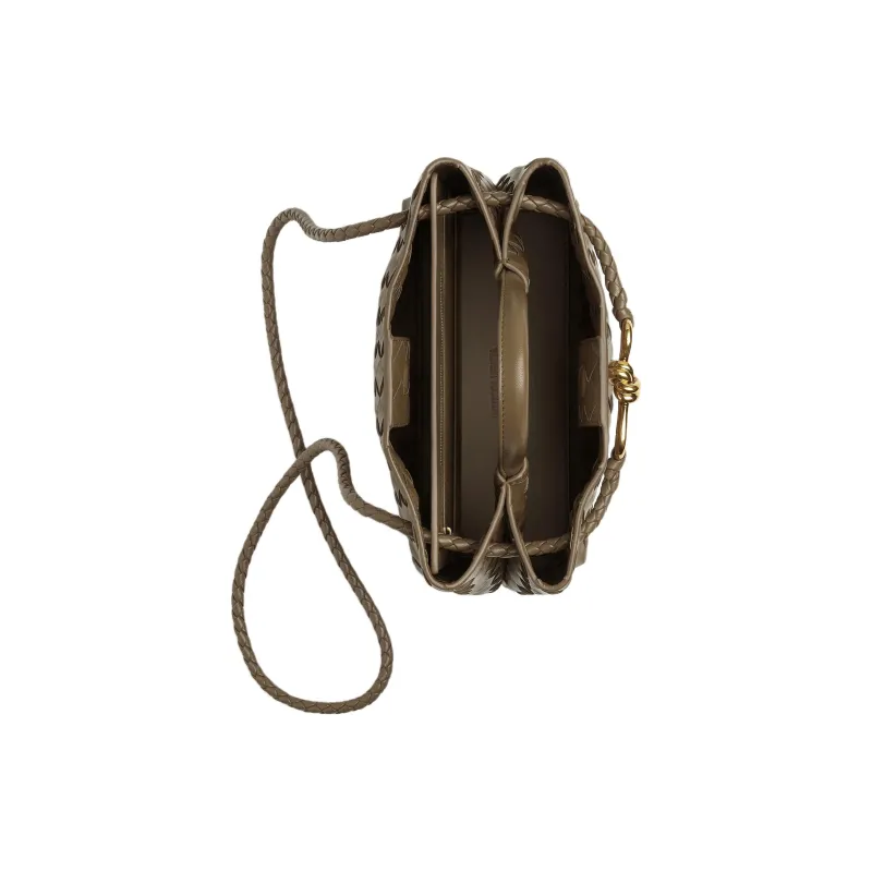 Bottega Veneta Andiamo Small Tote Bag-3