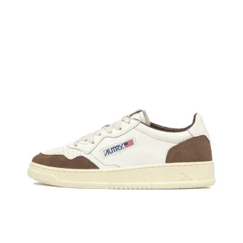 AUTRY Medalist Low Top Skateboard Shoes Women's White Brown