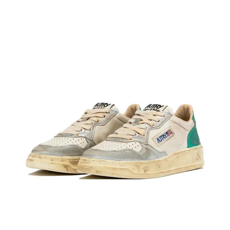 AUTRY Medalist Wear Resistant Low Top Skateboard Shoes Women's White Silver Green-2