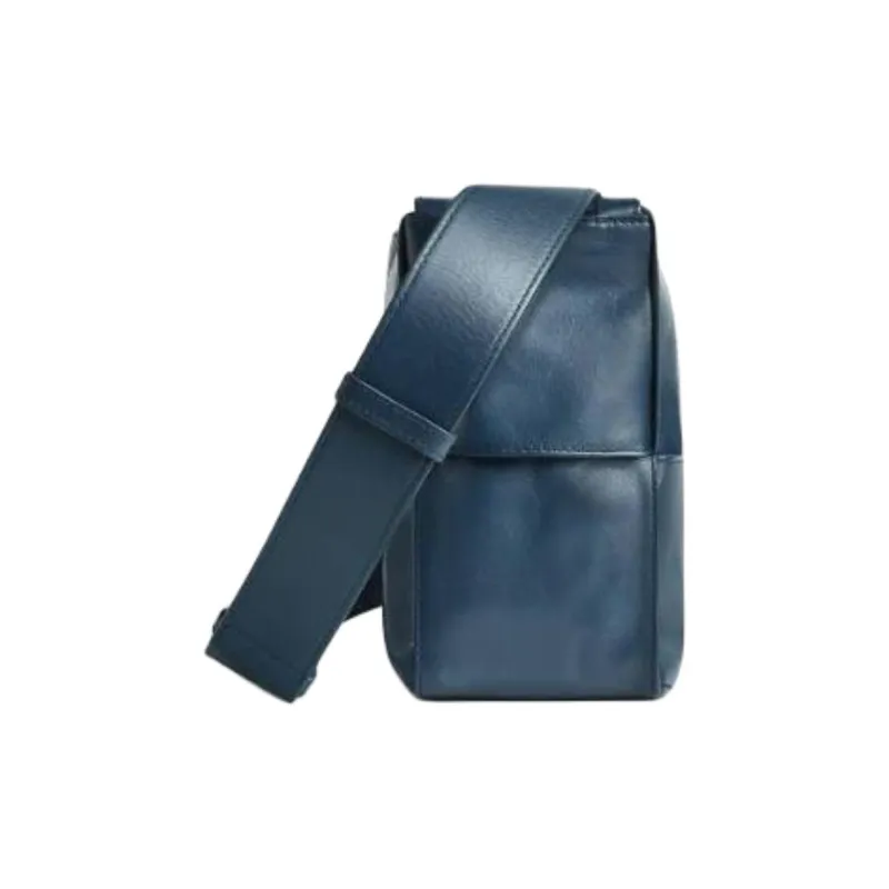 Bottega Veneta ARCO Calfskin Camera Bag, Crossbody Bag, Shoulder Bag Medium Size Men's Dark Blue-1