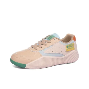 Golden Silk Rabbit Low Top Skateboard Shoes Women's