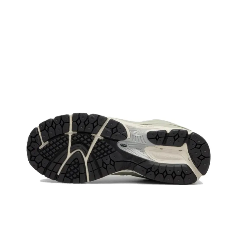 New Balance 2002R Silver Pine Sea Salt Rain Cloud-4