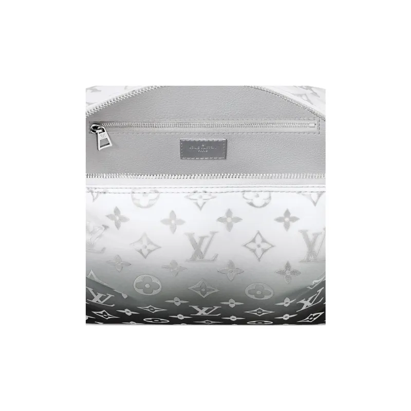 LOUIS VUITTON Cosmetic Pouch Frost Gardiant Silver-4