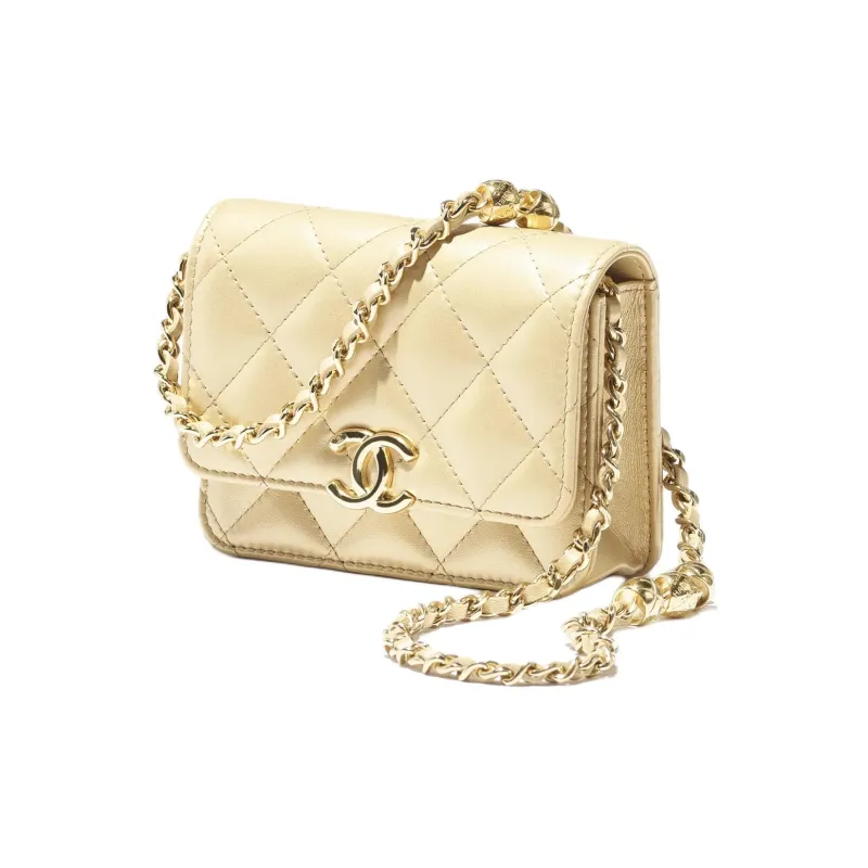 CHANEL Grain Calfskin Wallet Women's Light Yellow-1