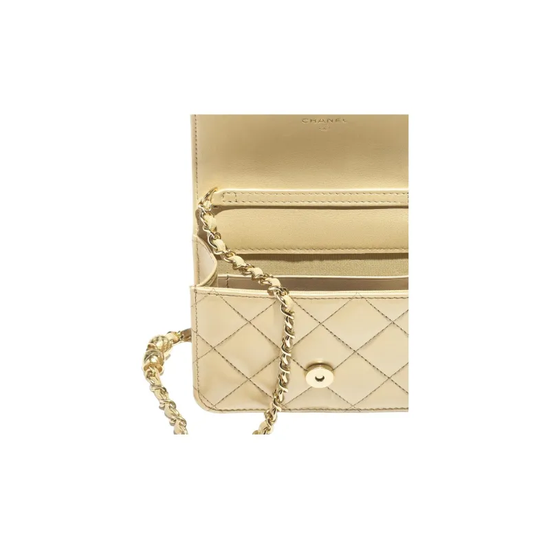 CHANEL Grain Calfskin Wallet Women's Light Yellow-3