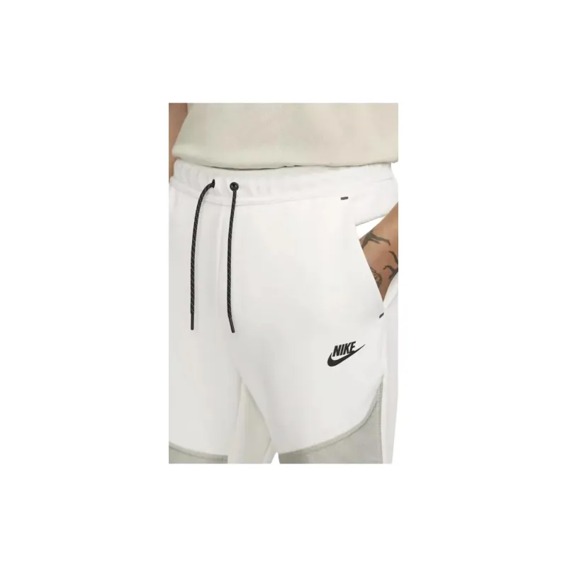 Nike Sportswear Tech Fleece Cordura Sweatpants-4