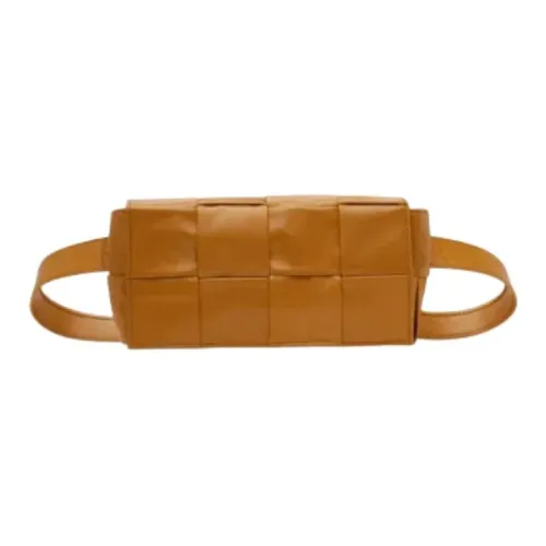Bottega Veneta Leather Fanny Pack Mini Men's Umber