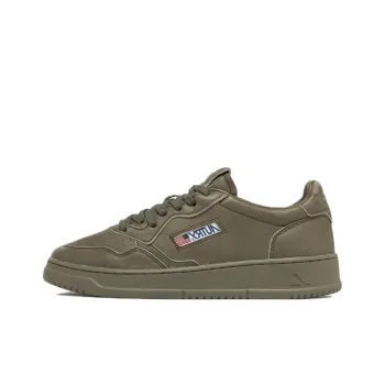AUTRY BASKETS MEDALIST Anti Slip Wear Resistant Low Top Skateboard Shoes Men's Green