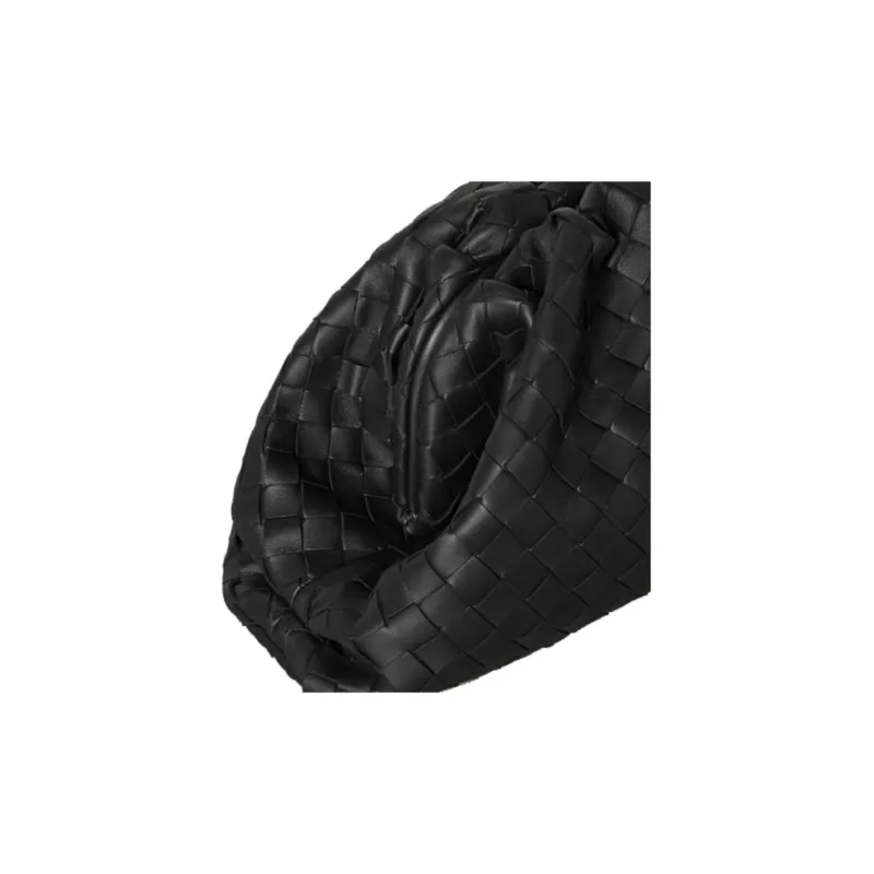 Bottega Veneta Sheepskin Clutch Women's Black-4