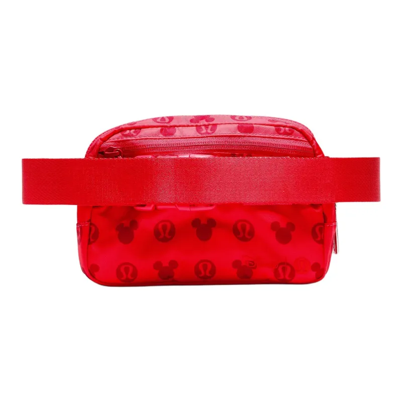 Lululemon × Disney Collaboration Everywhere Recycled Polyester One Shoulder Crossbody Fanny Pack Unisex Red-2