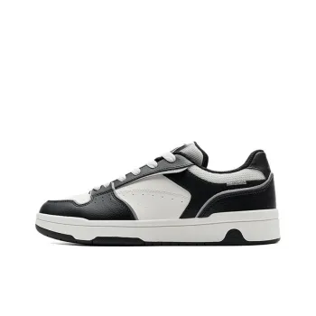 XTEP Air Force 1 Anti Slip Wear Resistant Low Top Skateboard Shoes Men's White Black