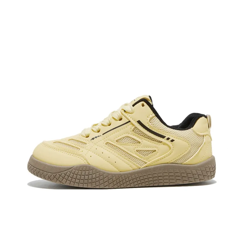 Komanic Low Top Casual Shoes Women's-5