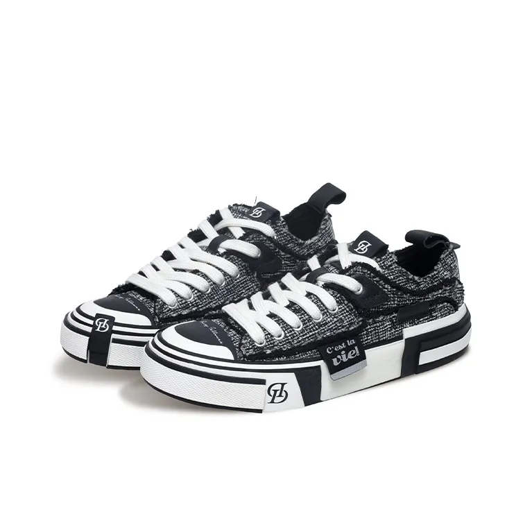 Daisy Fellowes Chocolate Low-Top Skateboard Shoes Unisex-31