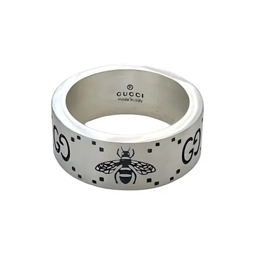 GUCCI Interlocking G And Bee Engraved Ring