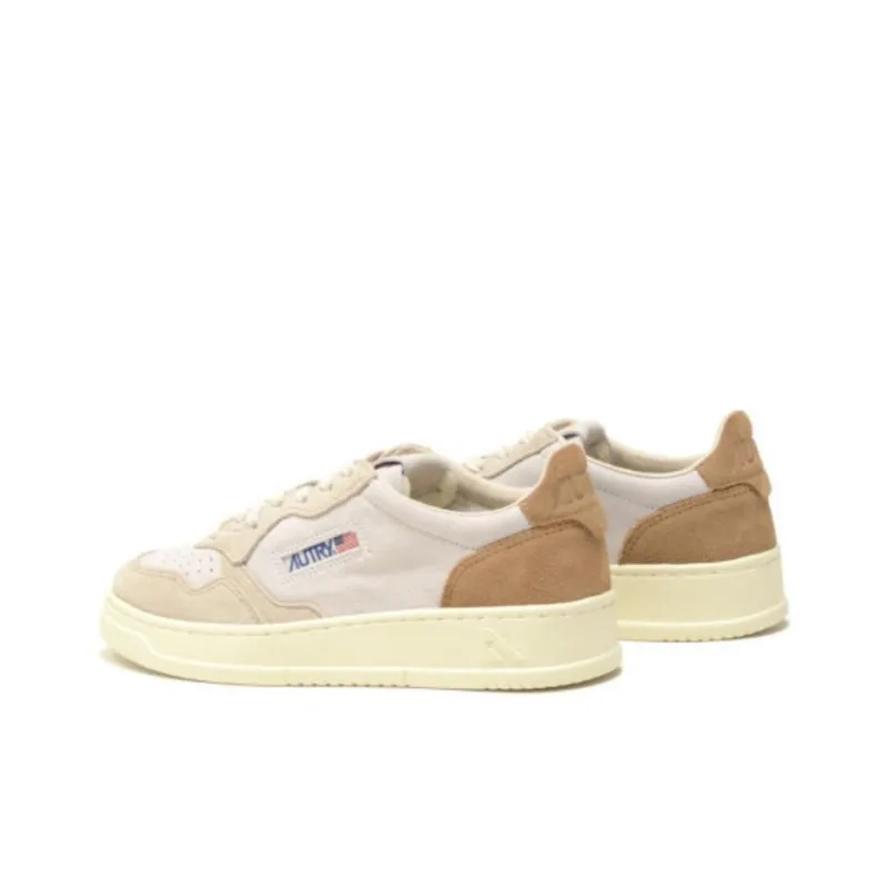 AUTRY BASKETS MEDALIST Wear Resistant Low Top Skateboard Shoes Women's Beige Camel-2