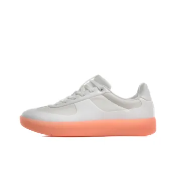 TREEPERI Coverage Slip Resistant Cushioning Low Top Skateboard Shoes Unisex White Orange